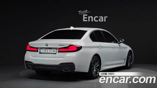 2022 BMW 5 Series (G30)
