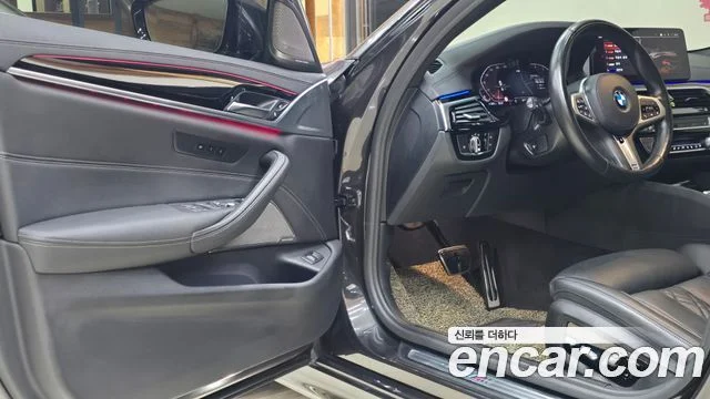 2021 BMW 5 Series (G30)