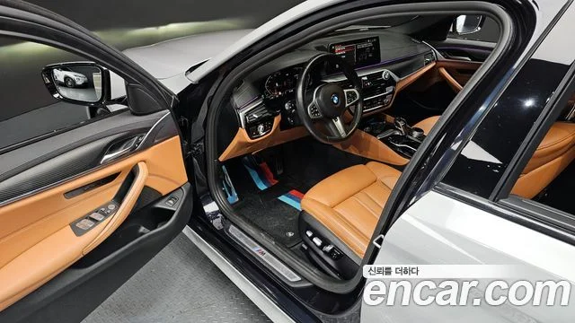 2022 BMW 5 Series (G30)