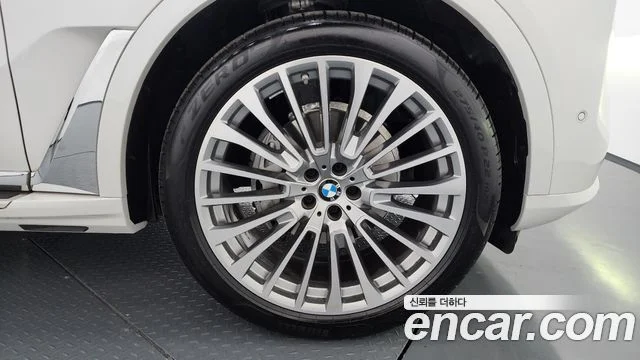 2024 BMW X7 (G07)