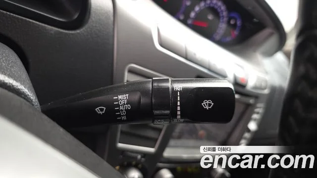 2017 KG Mobility 코란도 투리스모