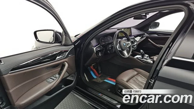 2021 BMW 5 Series (G30)