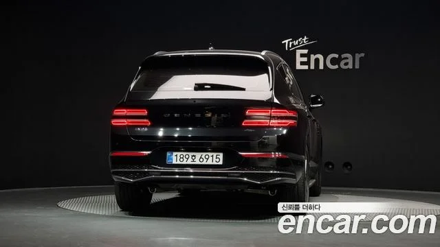 2025 Genesis GV80