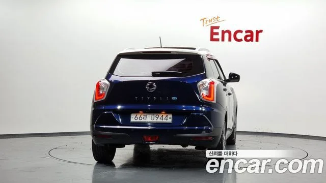 2015 KG Mobility Tivoli