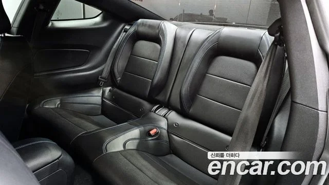 2021 Ford 머스탱