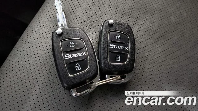 2016 Hyundai Grand Starex