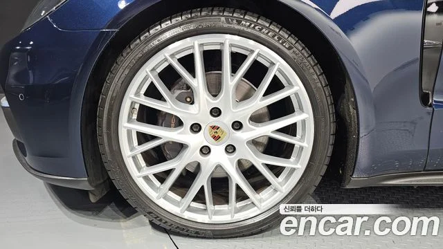2020 Porsche 파나메라 (971)