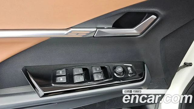 2023 KG Mobility Torres