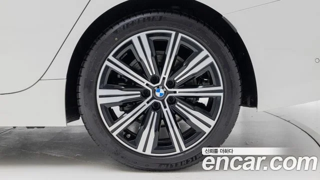 2025 BMW 3 Series (G20)