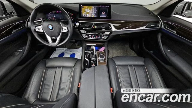 2021 BMW 5 Series (G30)