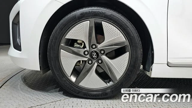 2020 Hyundai 더 뉴 아이오닉 하이브리드
