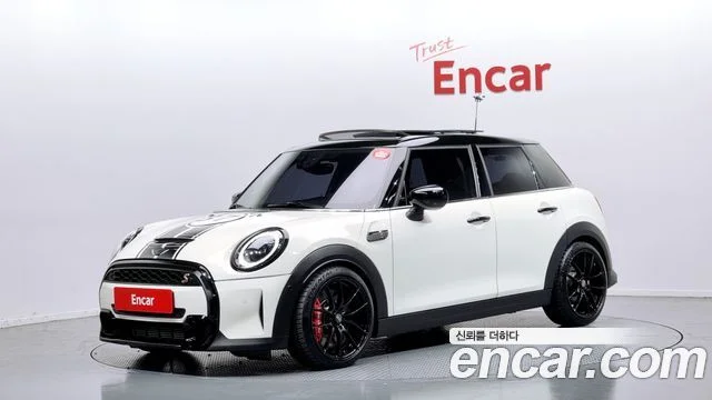 2022 MINI Cooper S