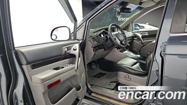 2015 KG Mobility 코란도 투리스모