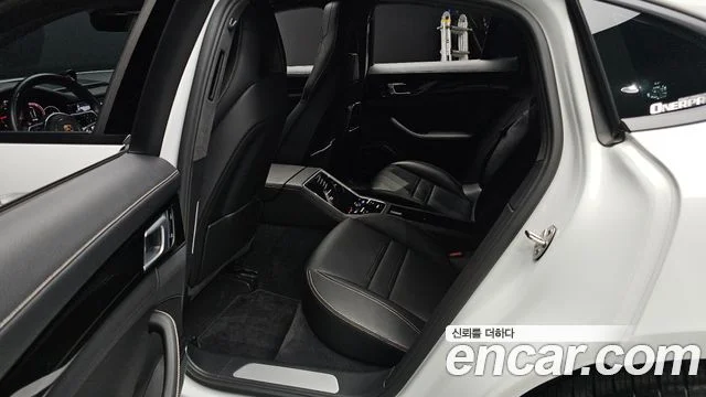 2020 Porsche 파나메라 (971)