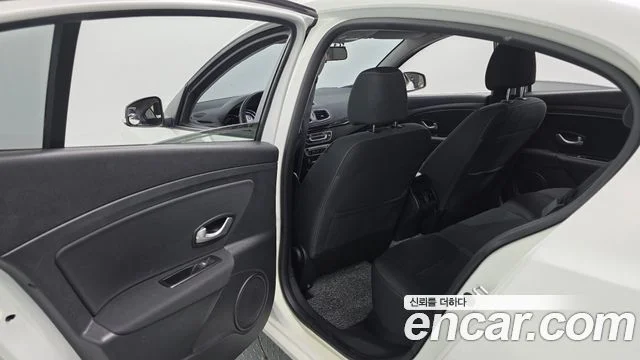 2014 Renault Korea SM3 네오