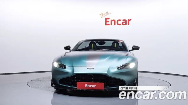 2022 Aston Martin 밴티지 2세대
