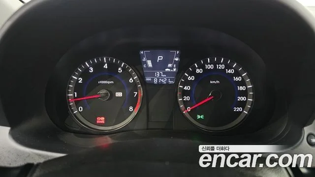 2012 Hyundai 엑센트(신형)