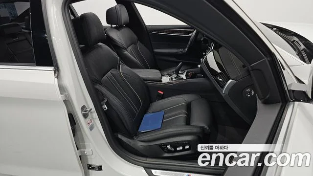 2022 BMW 5 Series (G30)