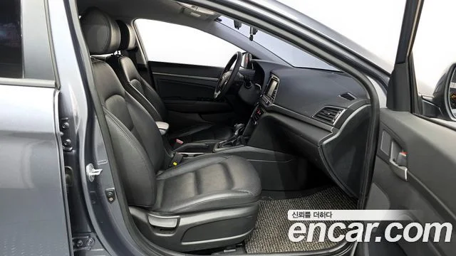 2017 Hyundai 아반떼 AD