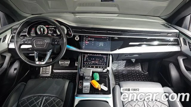 2021 Audi Q8 (4M)