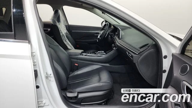 2022 Hyundai Sonata (DN8)