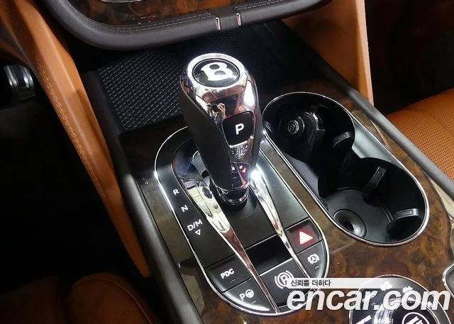 2017 Bentley 벤테이가