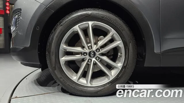 2015 Hyundai Santa Fe (DM)