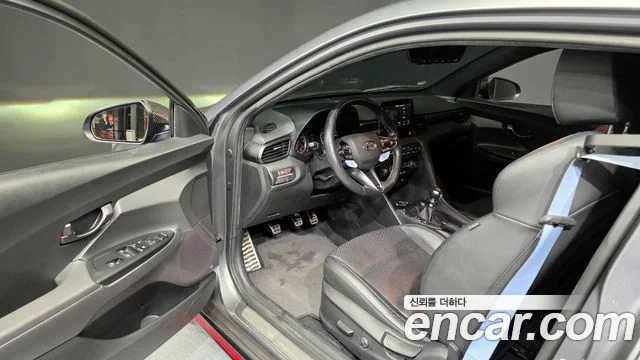 2018 Hyundai Veloster (JS)