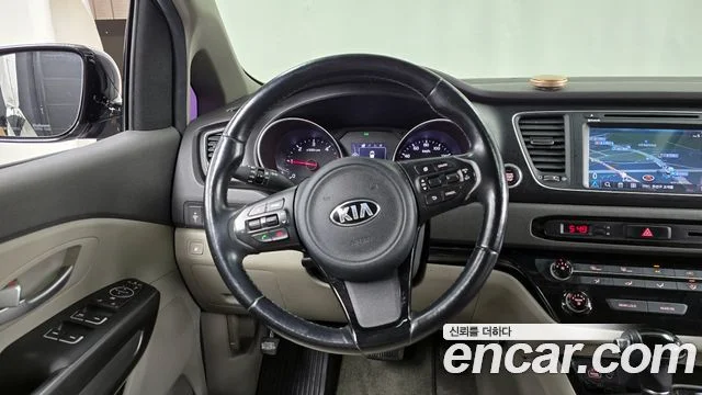 2014 Kia All New Carnival