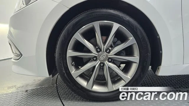 2015 Hyundai Grandeur (HG)