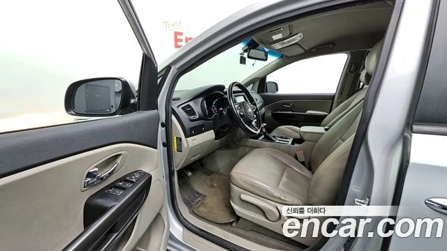 2018 Kia Carnival (New)