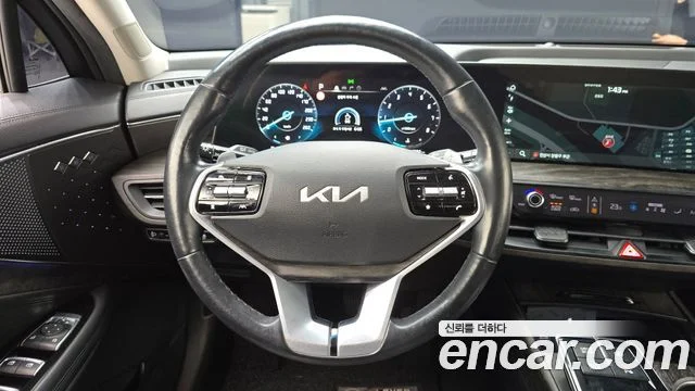 2021 Kia K8