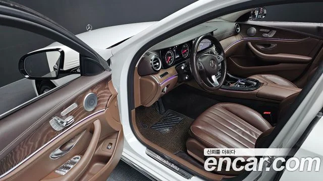 2016 Mercedes-Benz E-클래스 W213