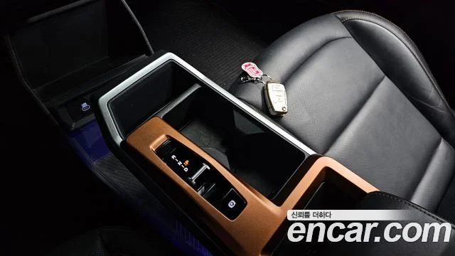 2023 KG Mobility 토레스 EVX