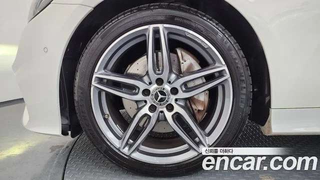 2017 Mercedes-Benz E-클래스 W213