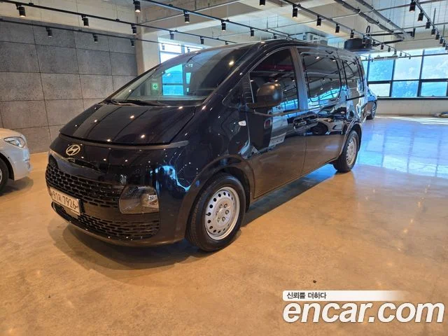 2021 Hyundai Staria