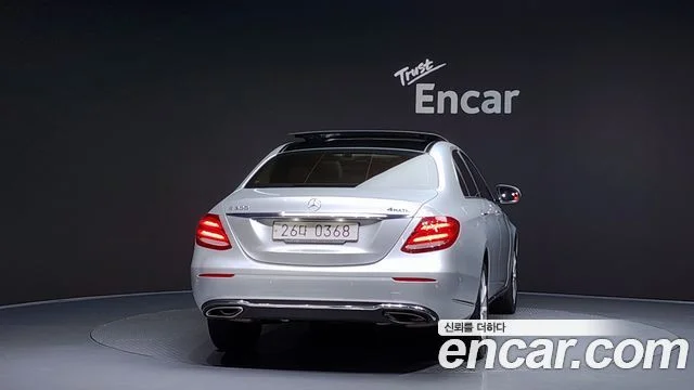 2016 Mercedes-Benz E-클래스 W213