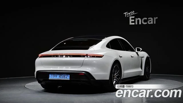 2023 Porsche 타이칸