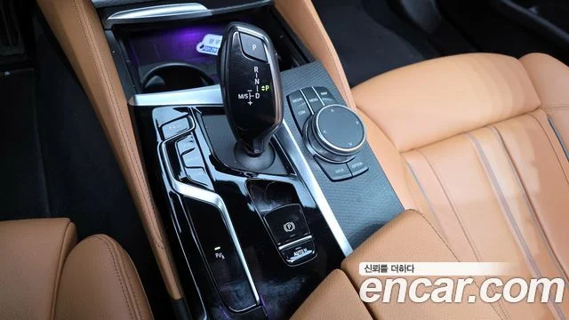 2022 BMW 5 Series (G30)