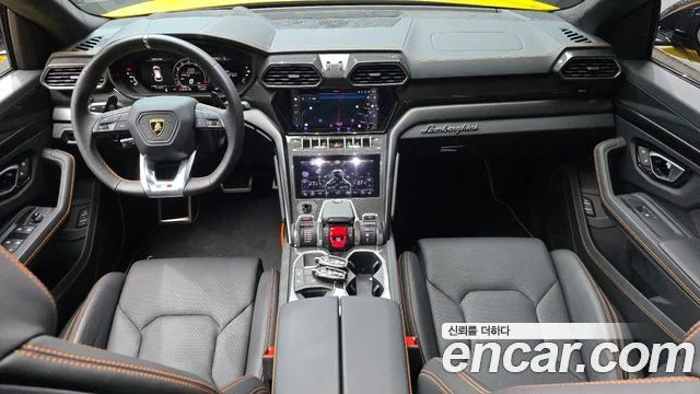 2024 Lamborghini 우루스