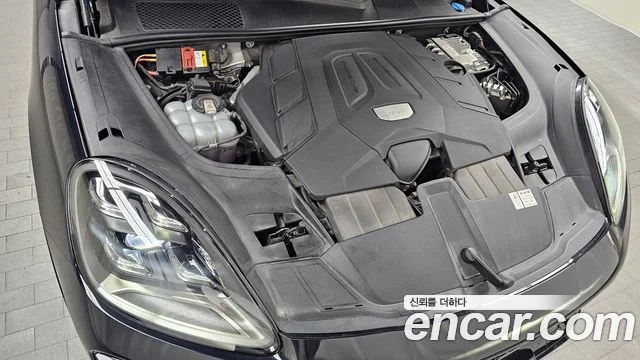 2021 Porsche 카이엔 (PO536)