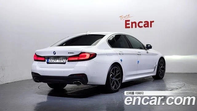 2022 BMW 5 Series (G30)