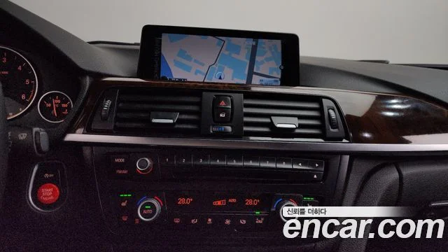 2014 BMW 3 Series (F30)