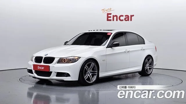 2011 BMW 3 Series (E90)