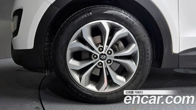 2014 Hyundai Santa Fe (DM)