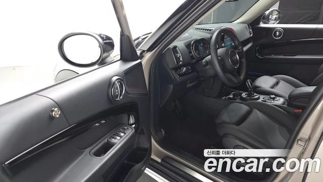 2022 MINI 쿠퍼 컨트리맨