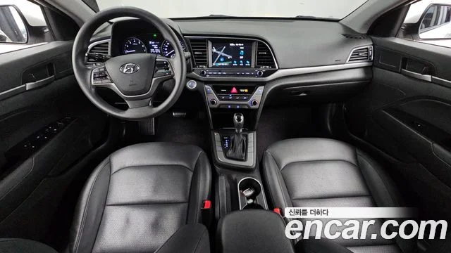 2017 Hyundai 아반떼 AD