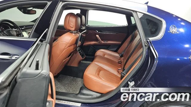 2016 Maserati 콰트로포르테