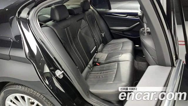 2019 BMW 5 Series (G30)