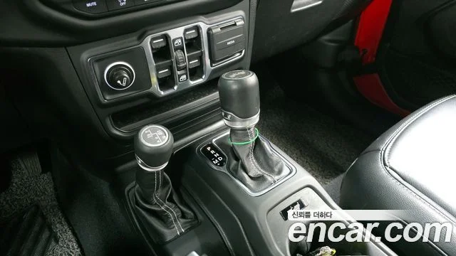 2021 Jeep 랭글러 (JL)